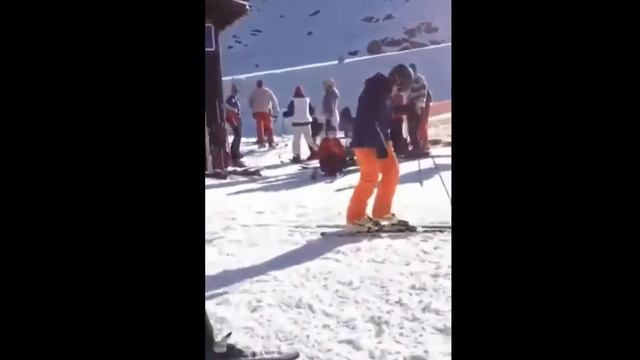 А Вы не могли бы повторить? / видео приколы неудачи #приколыдослез #прикол #лыжник #приколюха смотреть онлайн