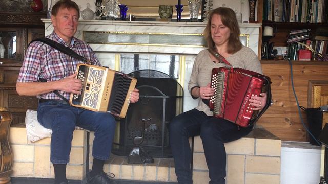 Eleanor Plunkett - Irish traditional air on button accordion смотреть онлайн