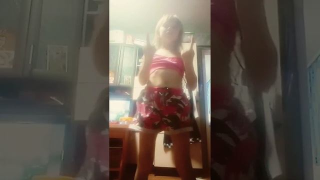 придумала немного танец смотреть онлайн