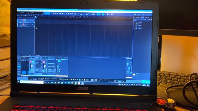 Zoom F8n Driver Problem in Presonus Studio One 4 (Video 2/2) смотреть онлайн