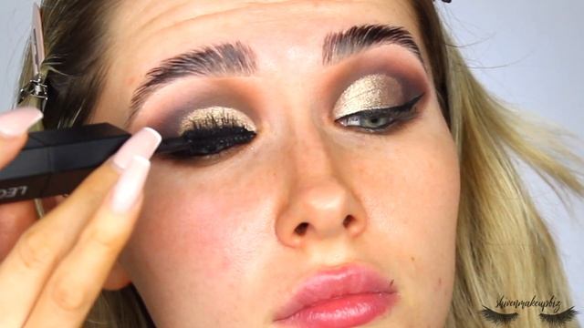 HUDA BEAUTY KHAKI HAZE OBSESSIONS PALETTE TUTORIAL | shivonmakeupbiz смотреть онлайн