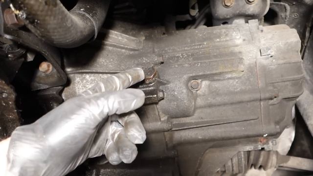 How to check manual gearbox oil level Toyota Corolla. Years 1991 to 2018 смотреть онлайн