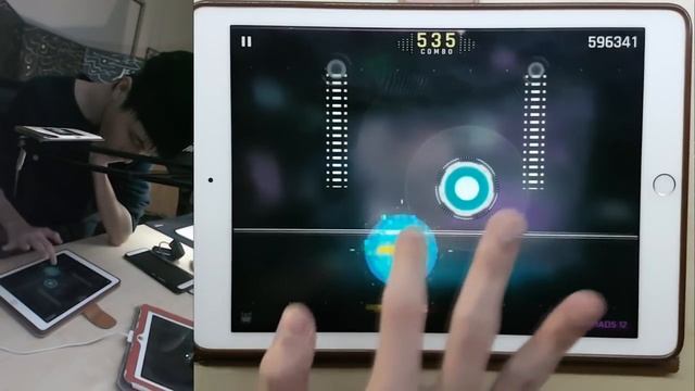 ONE HAND in Cytus 2 - The Spark - Lv.12 (CHAOS) - Million Master смотреть онлайн