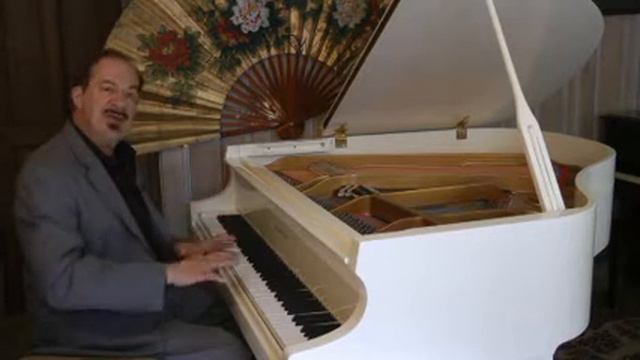 Ivory Gloss Baby Grand Piano By Samick 4'11" 1990's $4500. смотреть онлайн