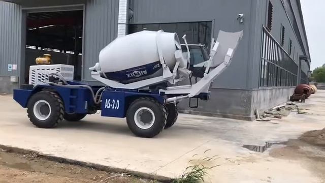 Самоходный бетоносмеситель с самозагрузкой Китай смотреть онлайн
