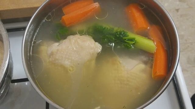 Самый вкусный куриный бульон для всей семьи смотреть онлайн