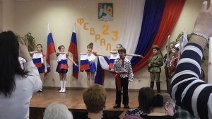 Вперед, Россия!  (Песня Олега Газманова) 2 класс Зеленоградская школа. Солист Максим Золотоног.