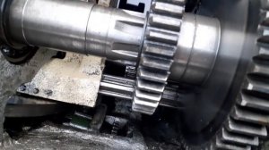 Токарный станок 1 м 63 (ДИП 300).Не качает масленный насос.