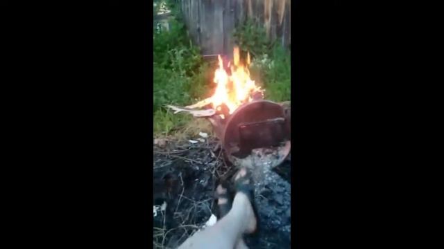 Лето 2016 г. (СРАТЬ ХОТЕЛ, НО ДОСМОТРЕЛ) смотреть онлайн