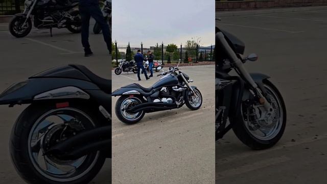 Suzuki Boulevard m109r смотреть онлайн