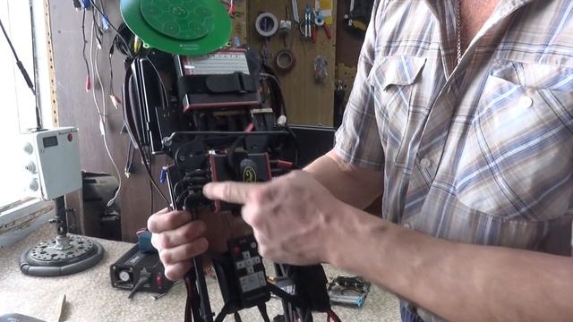 Столик под пульт смотреть онлайн