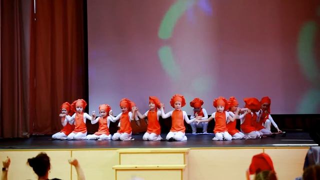 06 Нулёвочки А, Поварята танец, Смайл 27.05.2018 смотреть онлайн