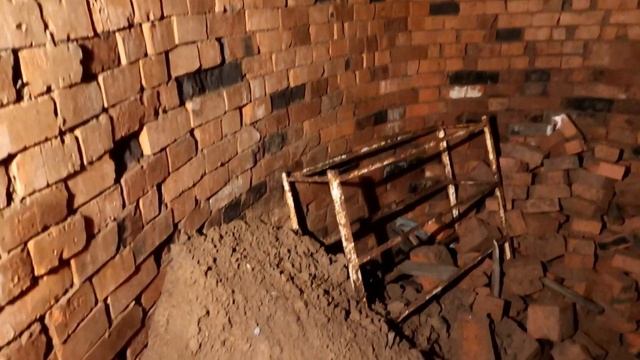 Заброшенная ДАЧА: решаем ПРОБЛЕМЫ с ПОГРЕБОМ. ПОКУПКИ. УРОЖАЙ смотреть онлайн