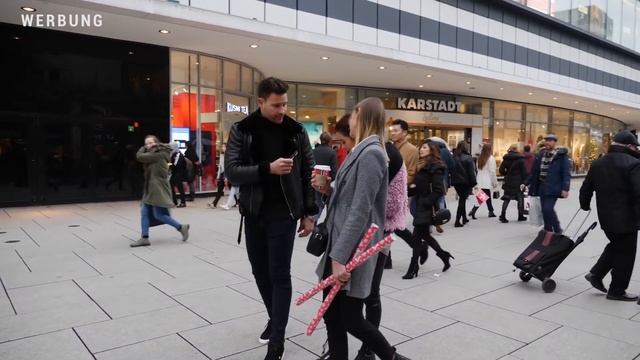 Auf diese Schuhe stehen Frauen bei Männern! #Straßenumfrage смотреть онлайн