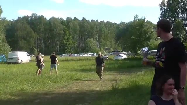 Гужевая Повозка - Под объективами (live Многофест2018) смотреть онлайн