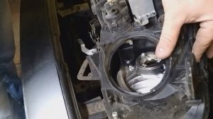 Замена фары Mitsubishi Lancer 10