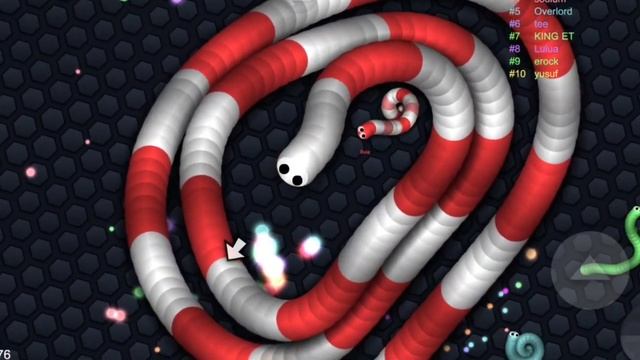 Slither.io A.I Tiny Hacker Snakes Trolls Giant Slitherio Gameplay (Slitherio enjoy in the game) смотреть онлайн