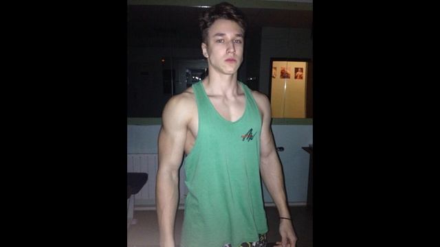 Lev Mieksi 3,5 Year Natural Transformation of Body (13-16) смотреть онлайн