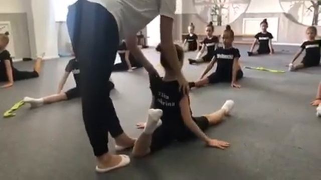 ТМТ "Щелкунчик" в "Солнечной стране" смотреть онлайн