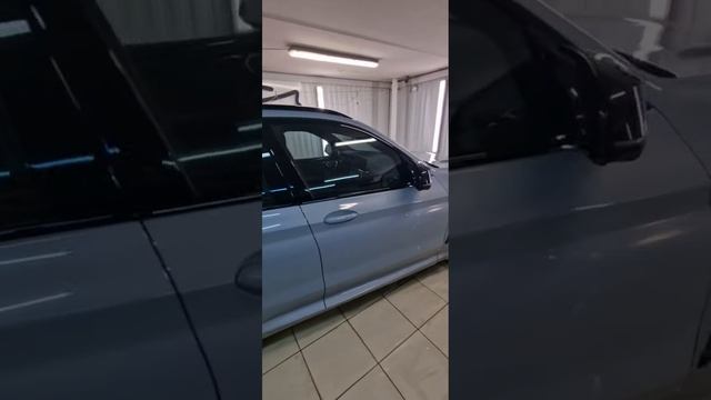 BMW X3 - затонировали все стекла плёнкой Ultra Vision Supreme 30% затемнения. смотреть онлайн