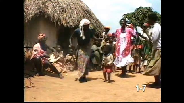 Enanga Dance "Enganda-za-higa" with Herbert Bakesigaki & Relatives смотреть онлайн
