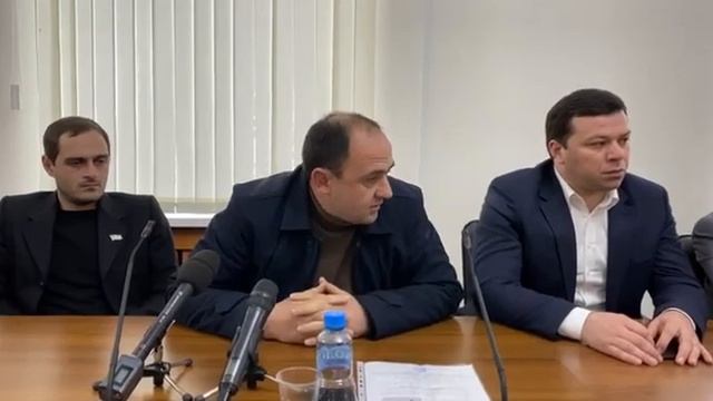 Демур Гогия против передаче России объектов в Абхазии