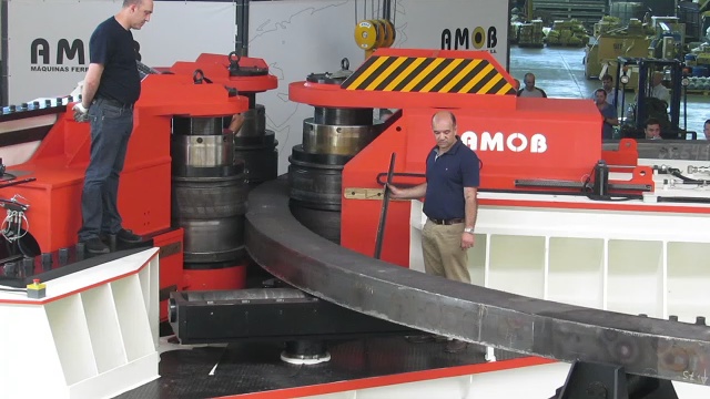 Профилегибочный станок MAH 1000/3 AC для гибки тоннельного профиля смотреть онлайн