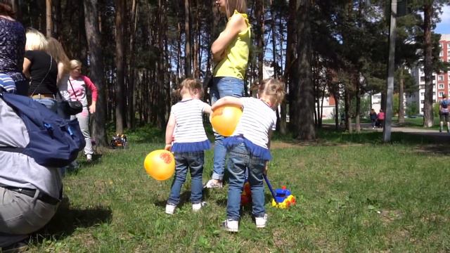 Twins/Встреча близнецов смотреть онлайн