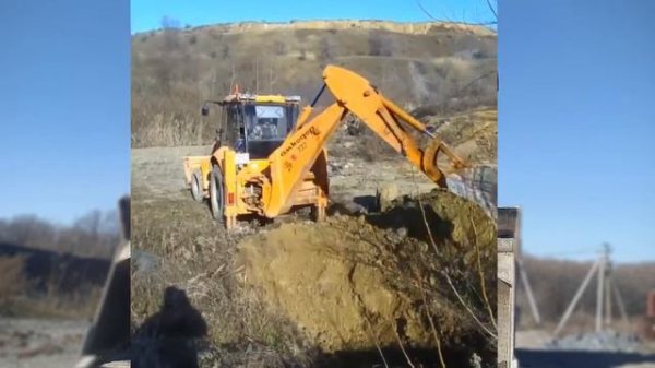 Амкодор 732. Дорожные работы, погрузка техники. 2021.