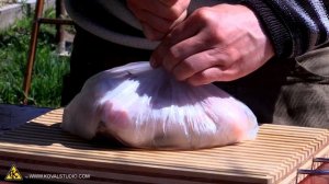 Пряная свиная щековина, маринование и копчение