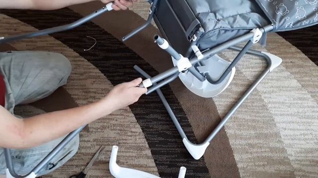 Стульчик для кормления Kari (сборка и обзор) смотреть онлайн