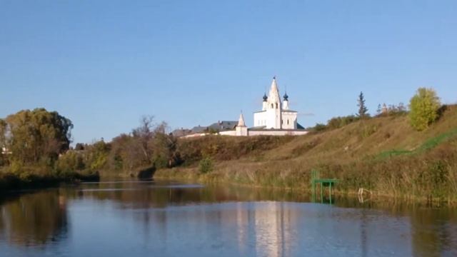 2015 09 19 Суздаль по реке Каменке на речном трамвае смотреть онлайн