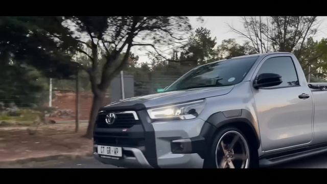 TOYOTA HILUX GR Project Build **One of a kind** #project #hilux смотреть онлайн