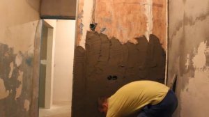 Ремонт квартиры своими руками Штукатурим стену на кухне за 15 минут