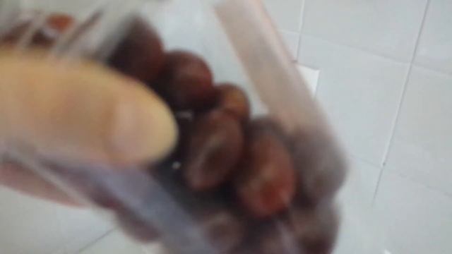 Vlog: Как цветет катальпа? Фруктово-ягодные покупки и Мои цветы спасаются от жары как могут... смотреть онлайн