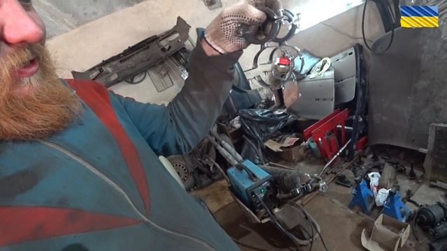 Топливная система BMW E30. Fuel system смотреть онлайн