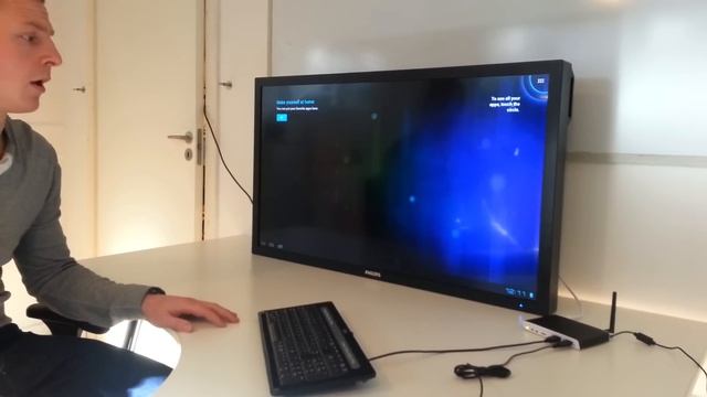 CompuLab Utilite Pro - first boot on Ubuntu Linux & Android (with eng. subtitles) смотреть онлайн