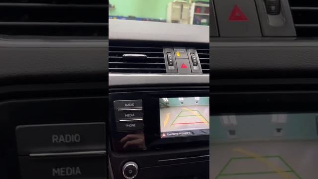 Камера заднего вида. #защитакамерызаднеговида #skodaoktavia #kiasportage2022 смотреть онлайн