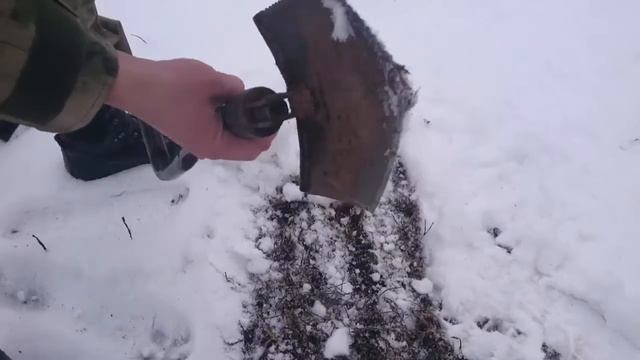 Коп пешком - складная лопата Бундесвера. Плюсы на копе + обзор и личное мнение. смотреть онлайн