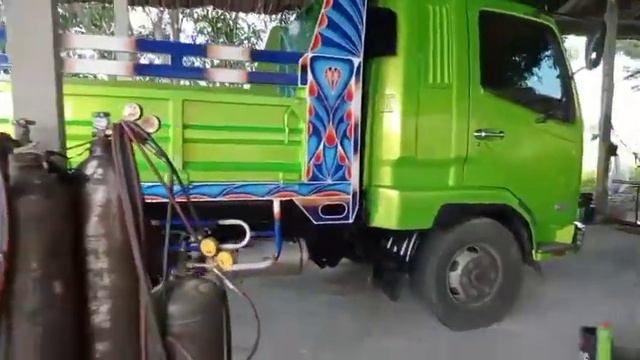 FUSO 6M61 สีมะนาวเปรี้ยวจี้ดI อู่ทวนการยาง Ep.8 смотреть онлайн