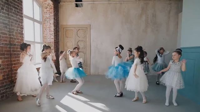Waacking Divas Kids Ivanovo Blue смотреть онлайн