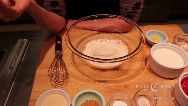 How to Make Buttermilk Pancakes with Strawberry Rhubarb Sauce смотреть онлайн