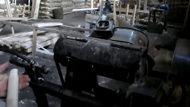 Самодельный копировальный станок. Для изготовления ручек к инструментам. смотреть онлайн