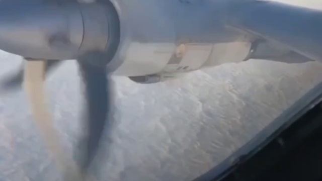 Момент запуска ракеты Х-101 со стратегического бомбардировщика Ту-95 ВКС РФ смотреть онлайн