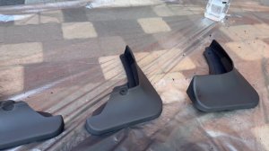 Красим брызговики на Tugella
 #tugella #geely
