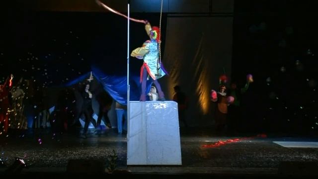 Мюзикл "Рок-н-ролл на опушке", Нижегородский ТЮЗ, режиссер В..А.Золотарь смотреть онлайн