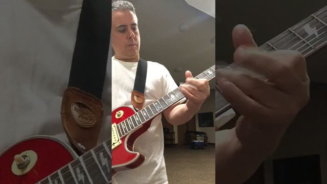 Playing my Ace Frehley guitar Frehley style. смотреть онлайн