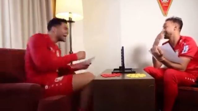 Nadiem Amiri lacht Karim Bellarabi aus (Bayer 04 Leverkusen) смотреть онлайн