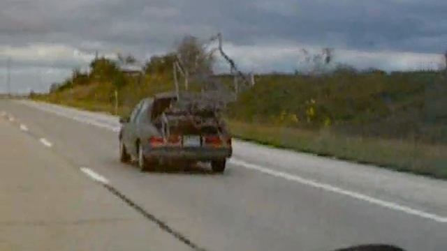 Redneck deer hunter needs a pickup truck смотреть онлайн