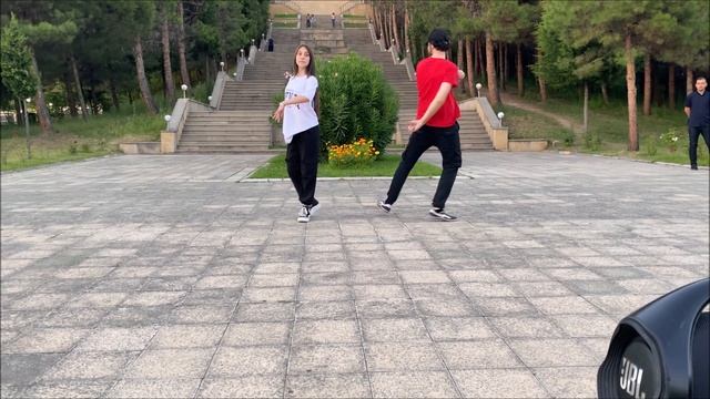 Девушка Танцует Ауфф Lezginka Dance Мадина Чеченская Супер Лезгинка 2023 ALISHKA Balaken Park Madin